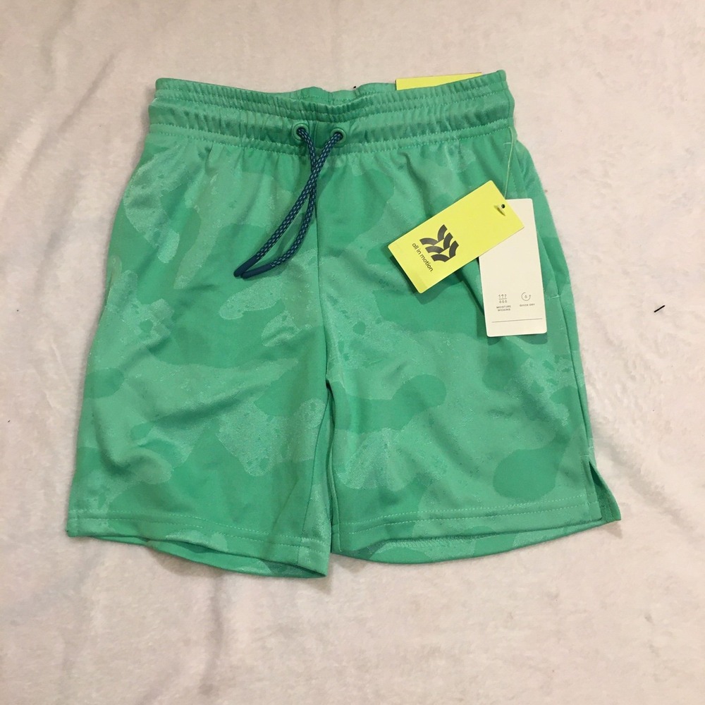 New boys allin motion short xs 4/5